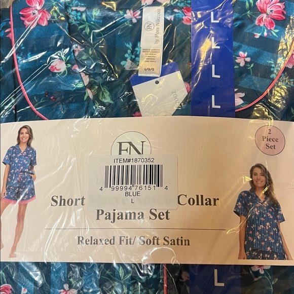 NWT Flora Nikrooz Women's Notch Collar PJ Set soft stain - Picture 7 of 8